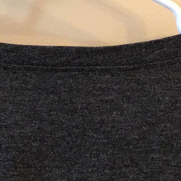 404 ❤️EUC Barnkas “Mama Bear” T Shirt❤️ - Picture 6 of 6